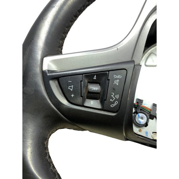 Volante Multifuncional Gm Tracker Ltz 1.4 Turbo 16v 2017