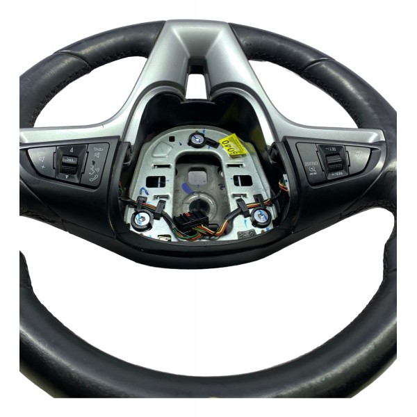 Volante Multifuncional Gm Tracker Ltz 1.4 Turbo 16v 2017