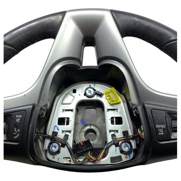 Volante Multifuncional Gm Tracker Ltz 1.4 Turbo 16v 2017