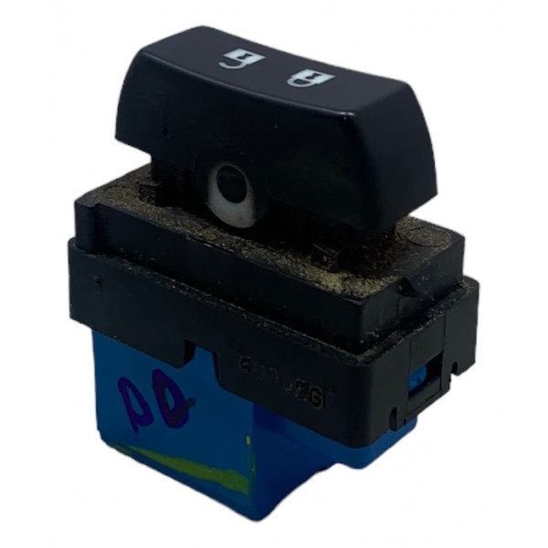 Botão Trava Elétrica Porta Direito Gm Tracker Ltz 1.4 2017