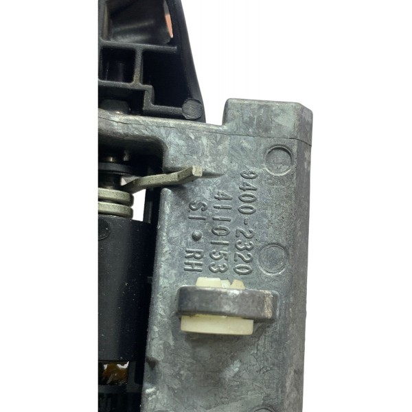 Maçaneta Externa Traseira Direita Gm Tracker Ltz 1.4 2017 Traseira