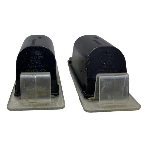 Par Luz Placa Traseira Gm Tracker Ltz 1.4 2017