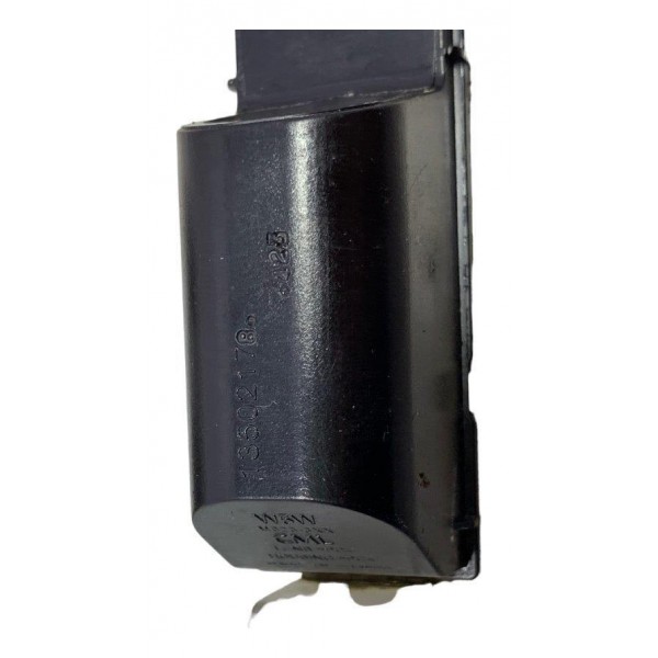 Par Luz Placa Traseira Gm Tracker Ltz 1.4 2017