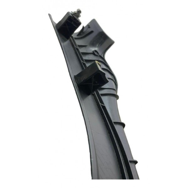 Moldura Soleira Traseira Esquerda Tracker Ltz 1.4 2017 Preto