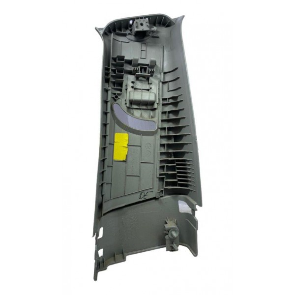 Moldura Coluna Superior Esquerda Tracker Ltz 1.4 2017