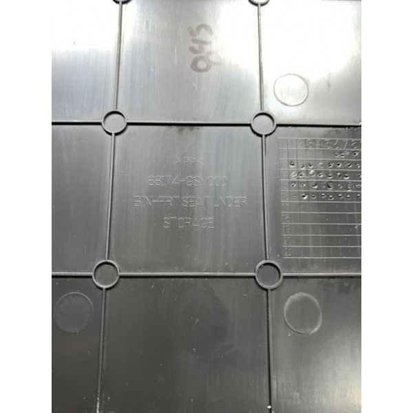 Porta Treco Banco Passageiro Gm Tracker Ltz 1.4 Turbo 2017 Preto