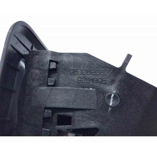 Trava Banco Traseiro Direito Citroen C4 Lounge 1.6 Thp 2017