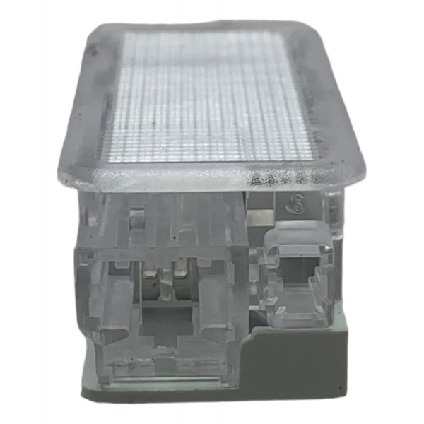 Luz Cortesia Porta Malas Lado Esquerdo Citroen Ds3 1.6 Thp