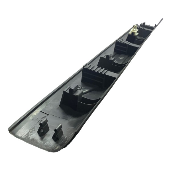 Soleira Porta Dianteira Direita Citroen Ds3 1.6 Thp 2013 Preto