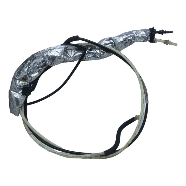 Par Duto Combustivel Inferior Assoalho Flex Up Tsi 19