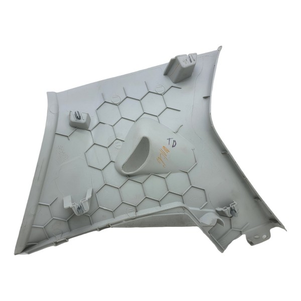 Acabamento Coluna Traseira Direita Vw Up 1.0 Tsi 2019