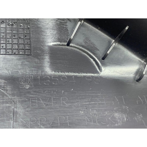 Acabamento Trilho Banco Dianteiro Motorista Cruze 1.4 2023