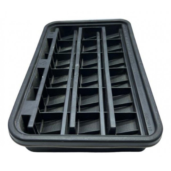 Saida Ar Traseira Carroceria Esquerda Bmw 335i 3.0 E90 2012