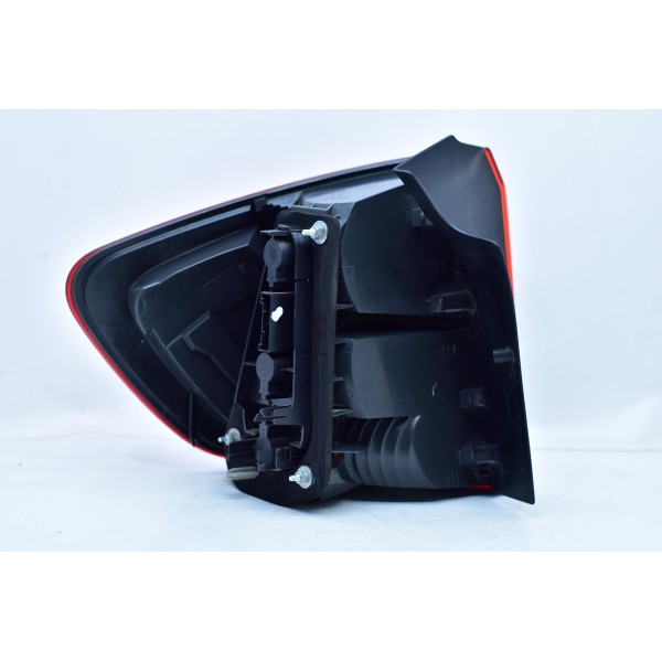 Lanterna Traseira Direita Com Led Bmw X1 2.0 2015 Direito Vermelho