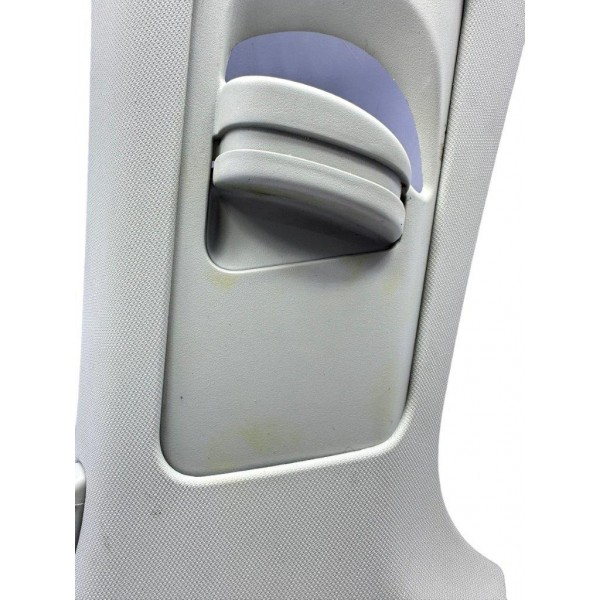 Acabamento Coluna Superior Central Direita Vw Polo 1.0 Tsi