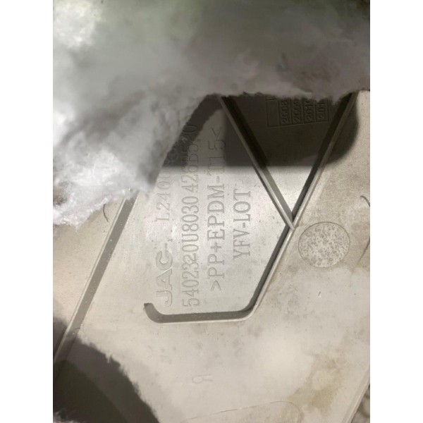 Moldura Porta Malas Traseira Lado Direito Jac J3 1.4 2012