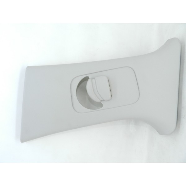 Acabamento Superior Coluna Central Esquerda Peugeot 3008 Thp