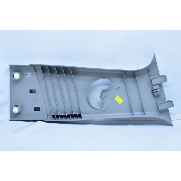 Acabamento Superior Coluna Central Esquerda Bmw X1 2.0 2015