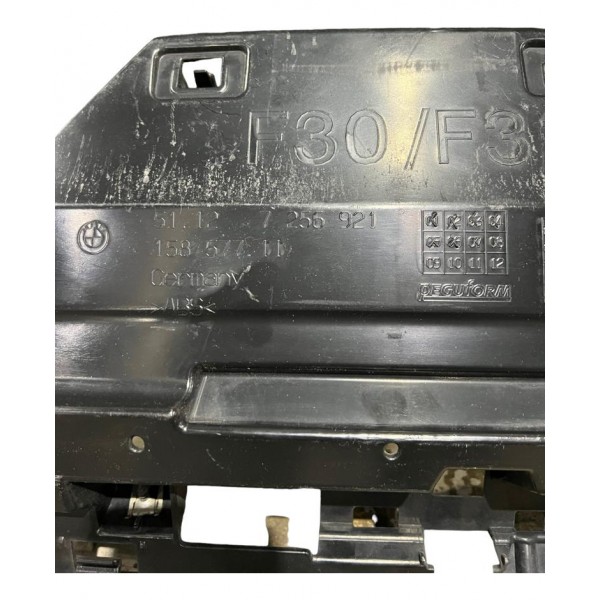 Guia Central Parachoque Traseiro Bmw 320 F30