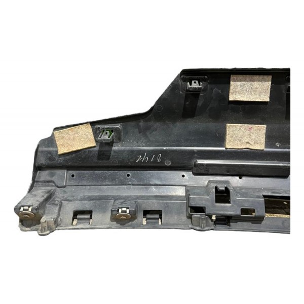 Guia Central Parachoque Traseiro Bmw 320 F30