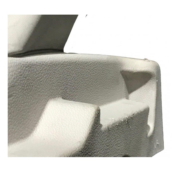 Base Suporte Tampão Bagagito Esquerdo Cruze Hatch 1.4 17