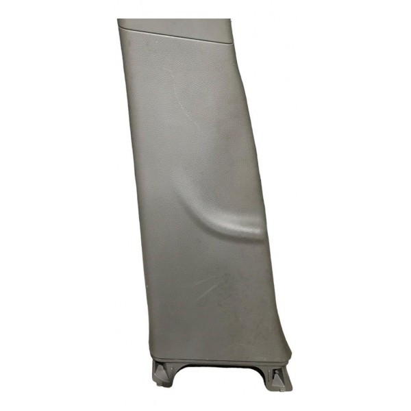 Acabamento Coluna Central Esquerdo Cruze Hatch 1.4 2017