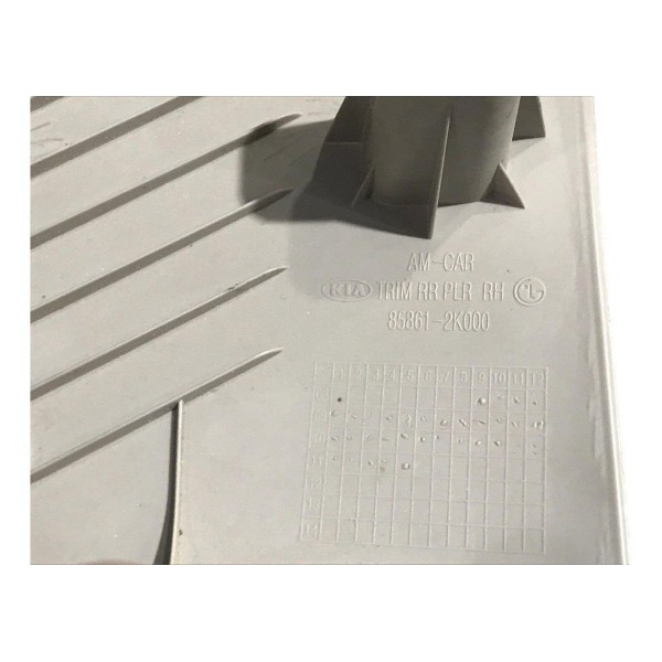 Acabamento Coluna Traseira Porta Malas Direito Kia Soul 2012