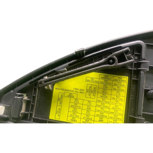 Acabamento Lateral Painel Esquerdo Kia Soul Ex 1.6 2012