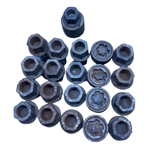 Jogo Parafuso Roda Com Segredo 20un Vw Jetta 1.4 Tsi 2018