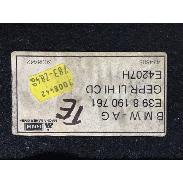 Tampa Lateral Esquerdo Porta Malas Bmw E39 540i 4.4 V8