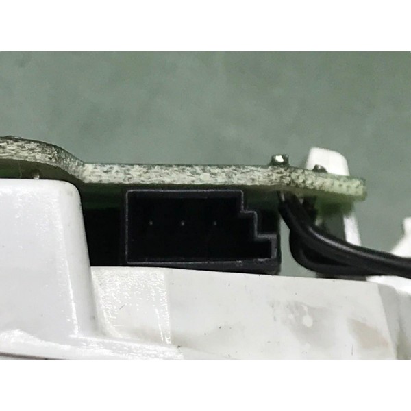 Luz Cortesia Teto Traseira Direita Bmw E39 540i 4.4 V8