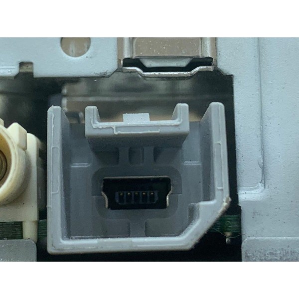 Tela Multimidia Fiat Mobi 2016