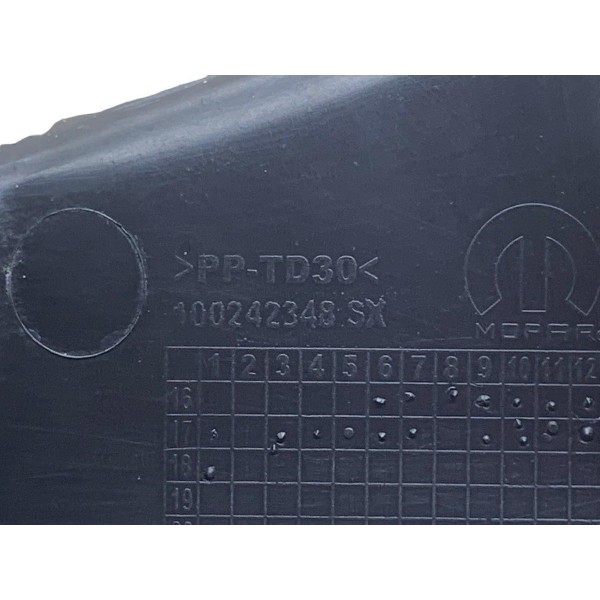 Acabamento Dobradiça Tampa Traseira Esquerda Toro 1.8 19 Ler