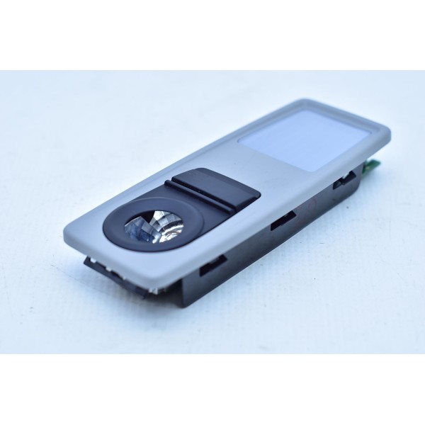 Luz Cortesia Traseira Direita Bmw X1 2.0 2015