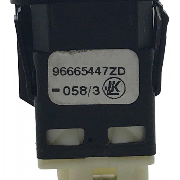 Botão Abertura Tampa Porta Malas Ds5 1.6 Thp 2014