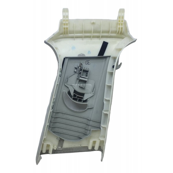 Acabamento Superior Coluna Central Esquerda Audi A3 1.8 Ler