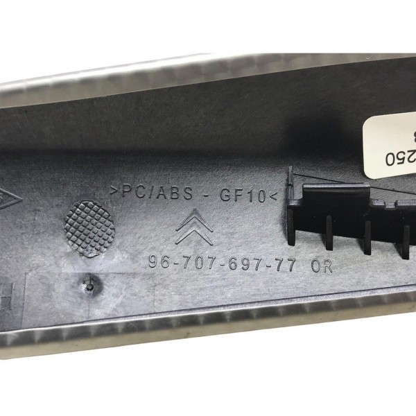 Acabamento Direito Console Central Citroen Ds5 1.6 Thp 2014