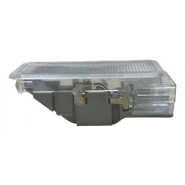 Luz Cortesia Traseira Inferior Porta Luvas Citroen Ds5 Thp