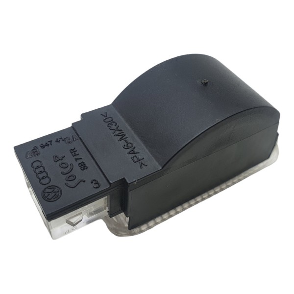 Luz Cortesia Interna Porta Luvas Audi A3 1.8 Tfsi 2016