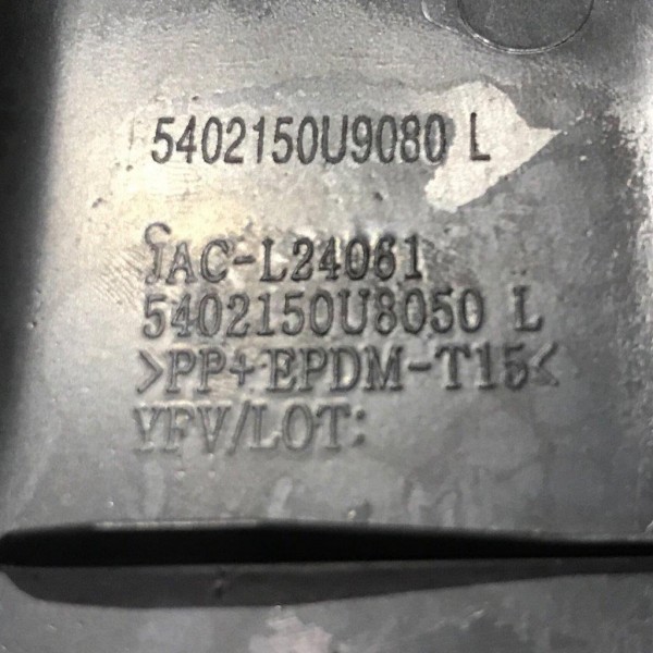 Acabamento Lateral Esquerdo Banco Traseiro Jac J2 1.4 2014