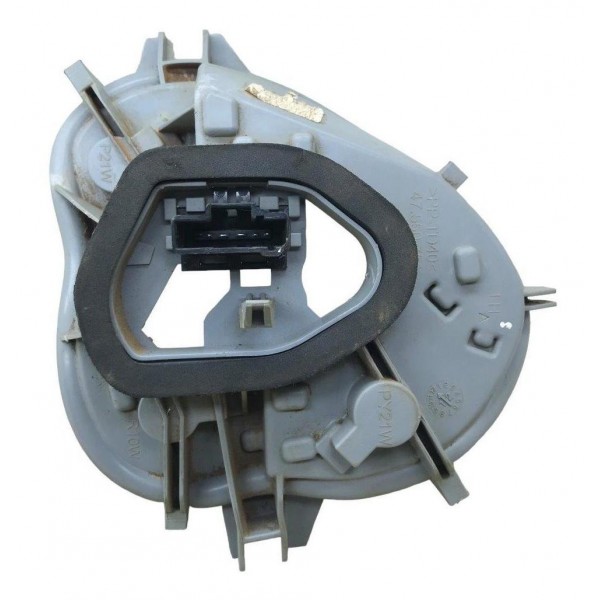 Circuito Lanterna Traseira Direita Peugeot 208 1.6 2014