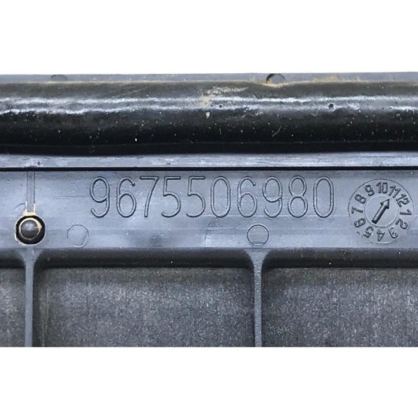 Difusor Carroceria Traseiro Esquerdo Peugeot 208 1.6 2014