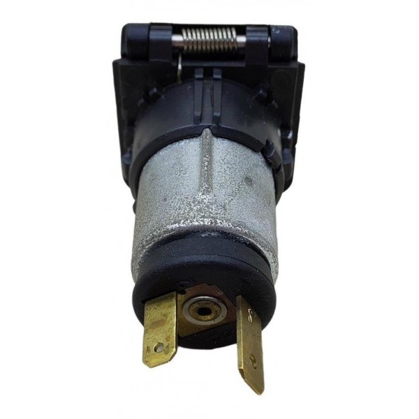 Tomada 12 Volts Toyota Corolla Xei 2.0 2015