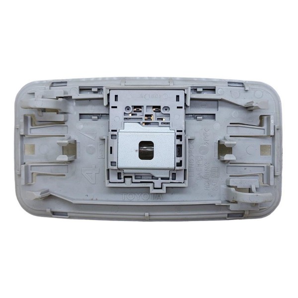 Luz Cortesia Tampa Traseira Toyota Corolla Xei 2.0 2015 Ler