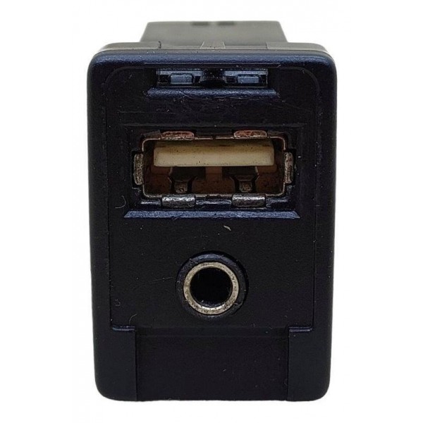 Tomada Entrada Usb Serial Corolla Xei 2.0 2015