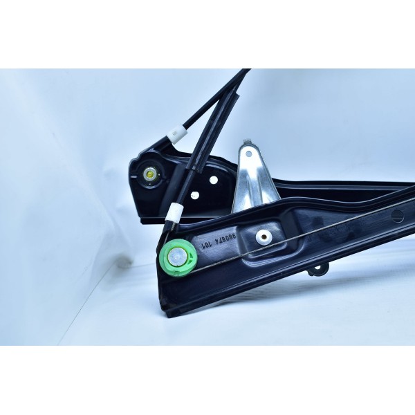 Maquina De Vidro Dianteiro Direito Vw Passat 2.0 Tsi 2011