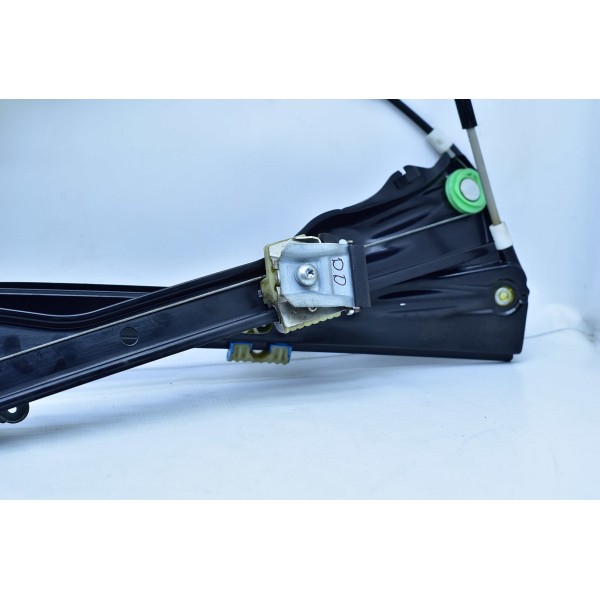 Maquina De Vidro Dianteiro Direito Vw Passat 2.0 Tsi 2011