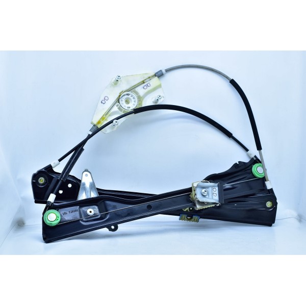 Maquina De Vidro Dianteiro Direito Vw Passat 2.0 Tsi 2011