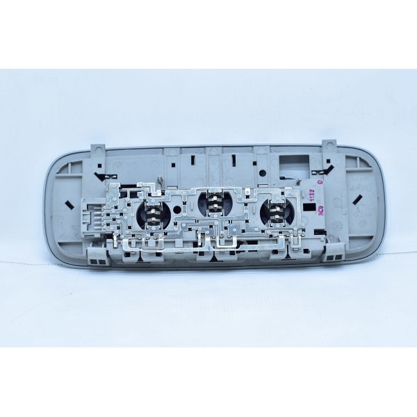 Luz Cortesia Teto Traseiro Vw Passat Tsi 2011