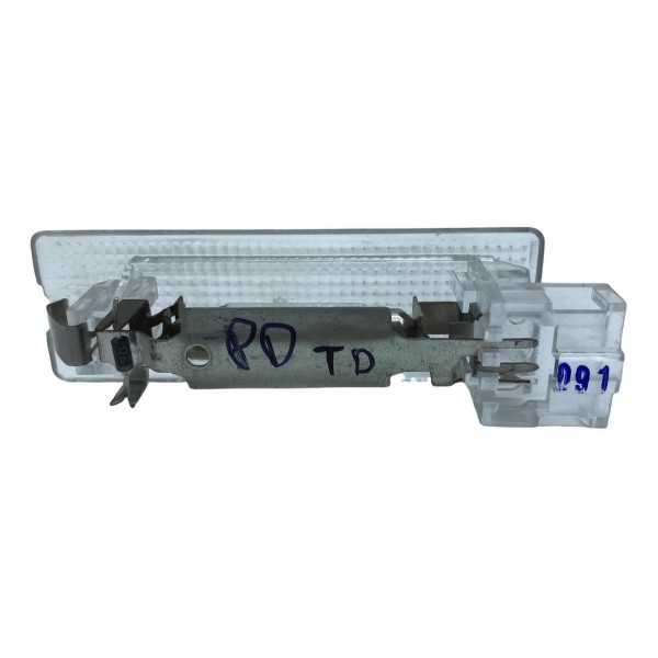 Luz Cortesia Porta Malas Vw Passat 2.0 Tsi 2011